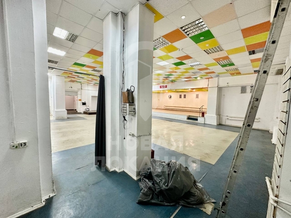 
  Продается торговая площадь, 582 м², Богдана Хмельницкого ул, д. 214
. Фото 9.