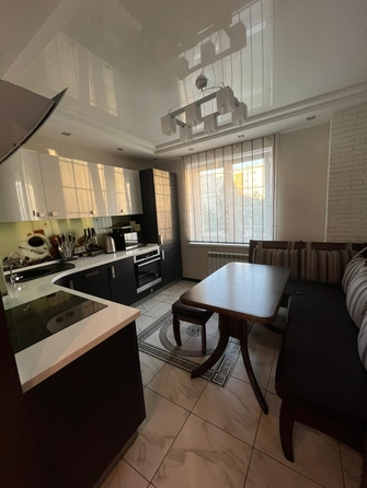 
  Сдается 2-комн. квартира, 67 м², Комарова пр-кт
. Фото 2.
