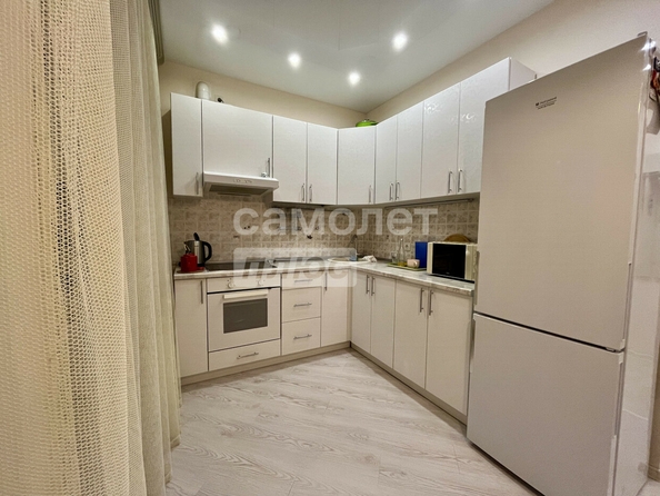 
  Продается 2-комн. квартира, 63.5 м², Крупской ул, д. 14
. Фото 3.