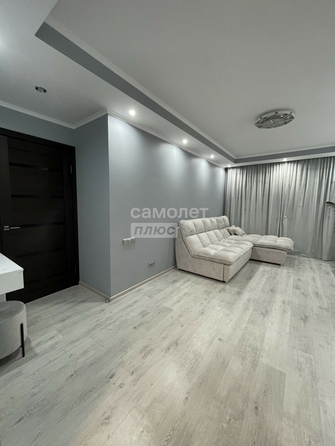 
  Продается 3-комн. квартира, 58 м², Лаптева ул, д. 3
. Фото 4.