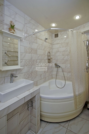 
  Продается 3-комн. квартира, 60 м², Кемеровская ул, д. 22
. Фото 1.