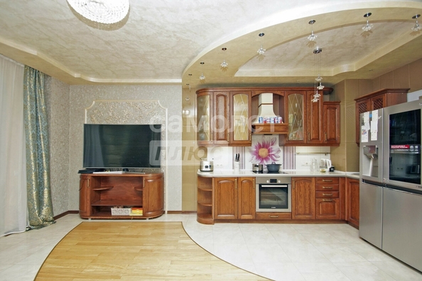
  Продается 2-комн. квартира, 60.1 м², Звездова ул, д. 132к1
. Фото 2.