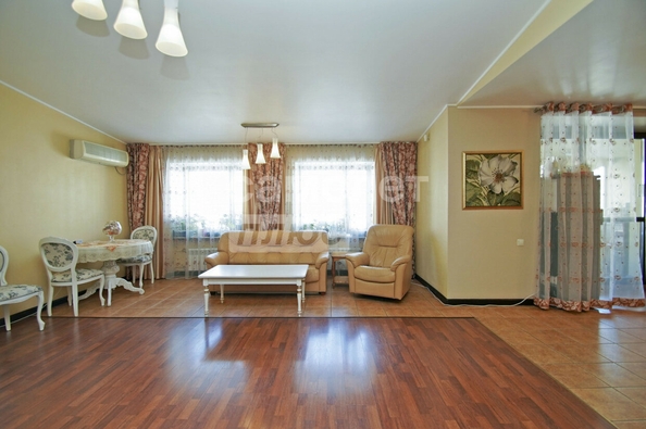 
  Продается 3-комн. квартира, 126.5 м², Лазо ул, д. 21
. Фото 5.