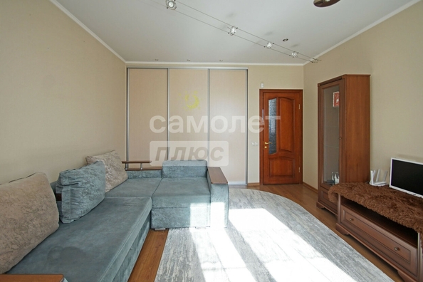 
  Продается 2-комн. квартира, 76 м², Звездова ул, д. 132к1
. Фото 2.