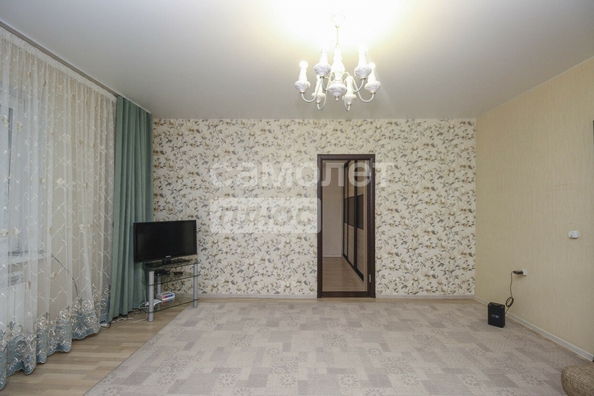 
  Продается дом, 140.3 м², Омск
. Фото 2.