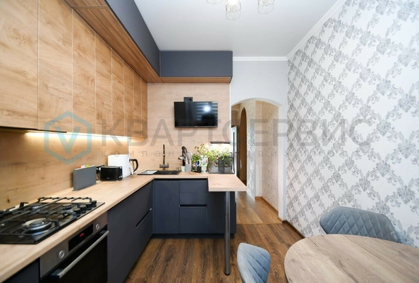 
  Продается 3-комн. квартира, 75.5 м², Серова ул, д. 13
. Фото 4.