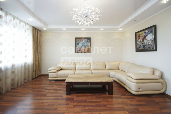 
  Продается 3-комн. квартира, 140.7 м², Маршала Жукова ул, д. 101
. Фото 4.