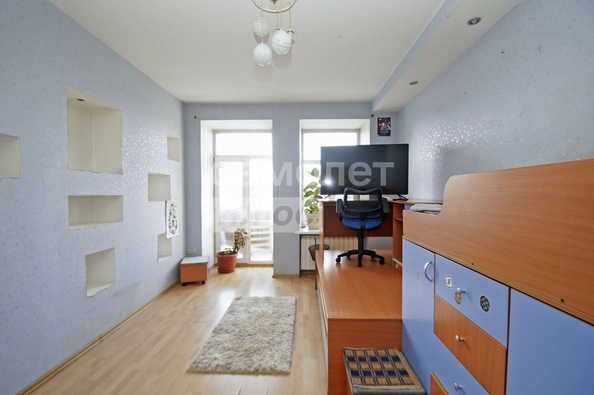 
  Продается 4-комн. квартира, 117 м², Карла Маркса пр-кт, д. 10
. Фото 3.