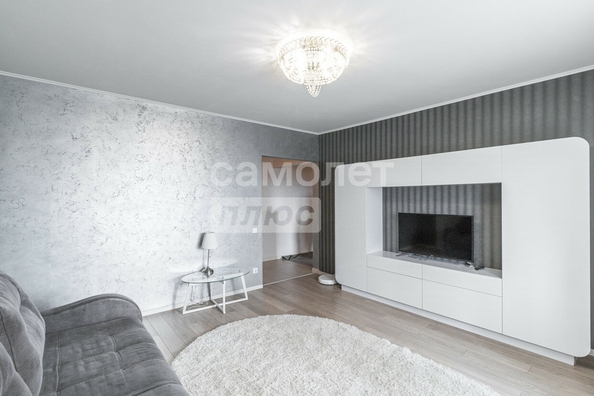 
  Продается 2-комн. квартира, 58.4 м², Красных Зорь ул, д. 148
. Фото 3.
