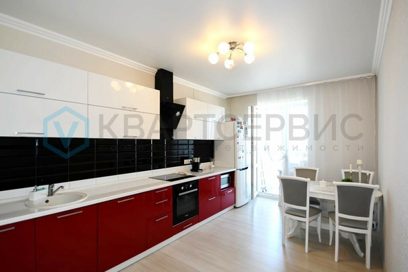 
  Продается 3-комн. квартира, 74 м², 5-й армии, д. 14
. Фото 5.