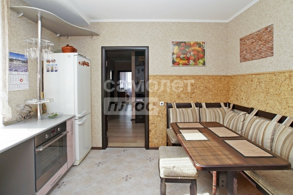 
  Продается 3-комн. квартира, 90 м², Звездная ул, д. 6
. Фото 1.
