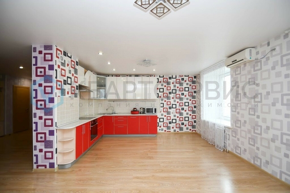 
  Продается 3-комн. квартира, 111.3 м², Арнольда Нейбута ул, д. 14
. Фото 3.