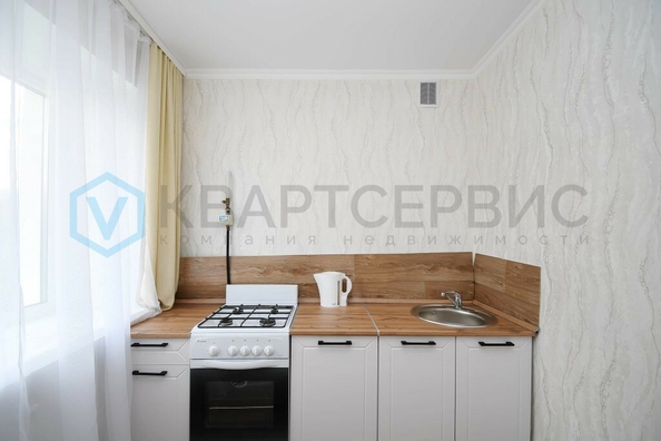 
  Продается 3-комн. квартира, 44.7 м², Космический пр-кт, д. 25
. Фото 5.