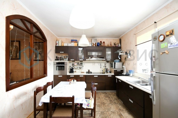 
  Продается дом, 234.8 м², Омск
. Фото 3.
