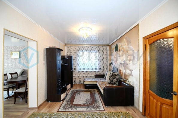 
  Продается дом, 143.8 м², Омск
. Фото 1.