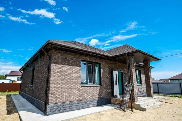 
  Продается дом, 120 м², село Новомосковка
. Фото 2.