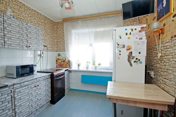 
  Продается 2-комн. квартира, 52.9 м², Торговая ул, д. 34
. Фото 2.