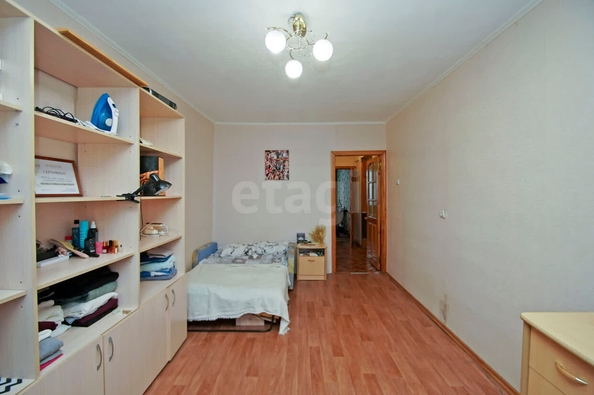 
  Продается 2-комн. квартира, 50.4 м², Омская ул, д. 111
. Фото 2.
