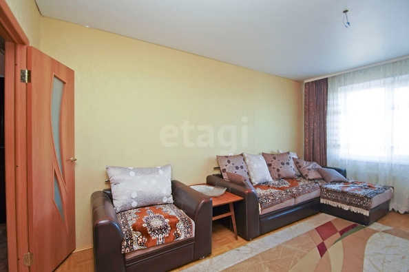 
  Продается 3-комн. квартира, 63.6 м², 14-й военный городок, д. 141
. Фото 2.
