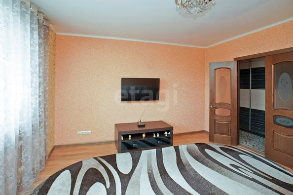 
  Продается 1-комн. квартира, 38.5 м², Харьковская ул, д. 27
. Фото 2.