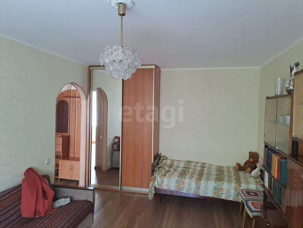 
  Продается 1-комн. квартира, 38 м², Космический пр-кт, д. 109
. Фото 1.