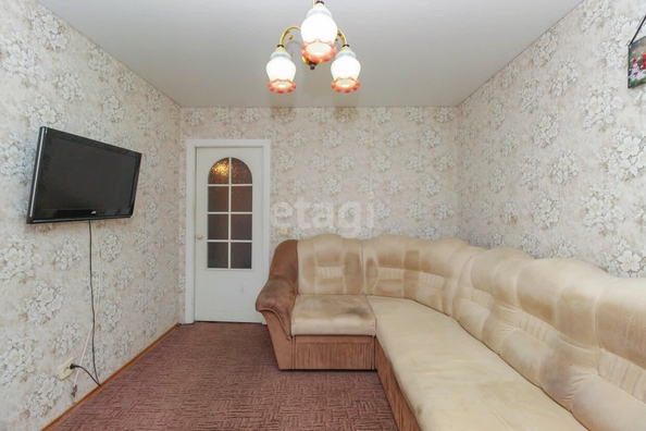 
  Продается 3-комн. квартира, 61.2 м², Камерный пер, д. 49
. Фото 1.