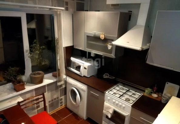 
  Продается 2-комн. квартира, 44.7 м², Блюхера ул, д. 14
. Фото 4.