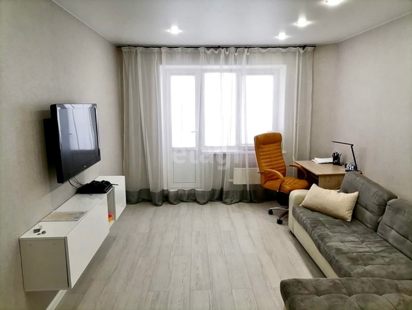 
  Продается 2-комн. квартира, 56 м², Рокоссовского ул, д. 28
. Фото 4.