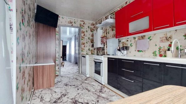 
  Продается дом, 64 м², Омск
. Фото 2.