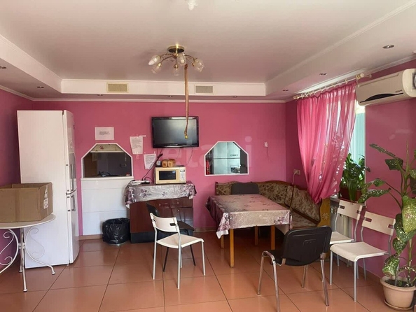
  Продается дом, 650.9 м², Омск
. Фото 3.