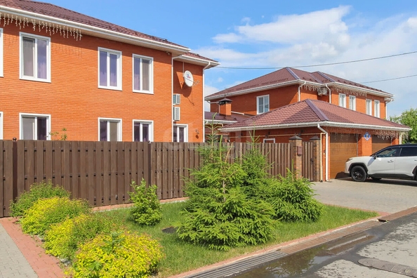 
  Продается дом, 200 м², Омск
. Фото 2.