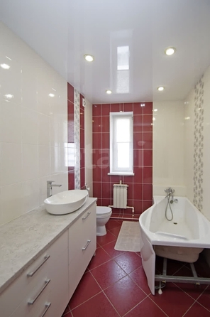 
  Продается дом, 264 м², село Азово
. Фото 1.