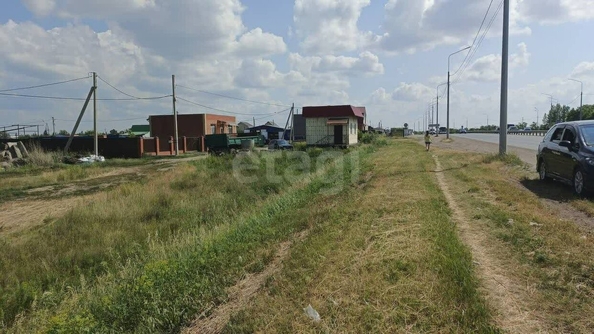 
  Продается земельный участок, 10 соток, поселок Новоомский
. Фото 1.