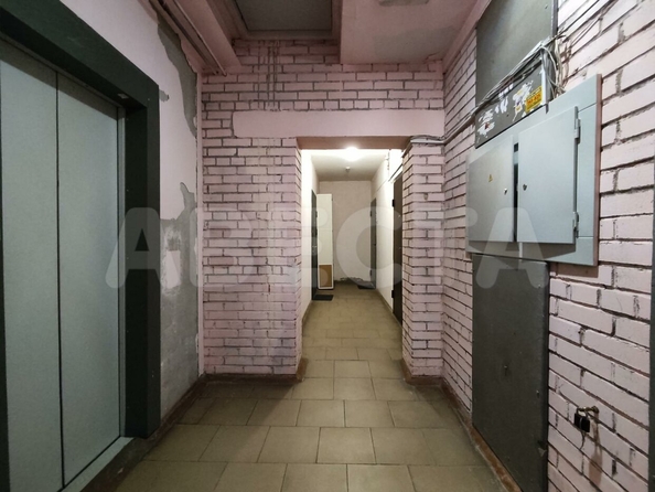 
  Продается 1-комн. квартира, 36.3 м², Крупской ул, д. 38
. Фото 2.
