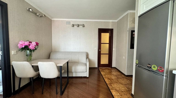 
  Продается 1-комн. квартира, 42.7 м², Ишимская ул, д. 15
. Фото 3.