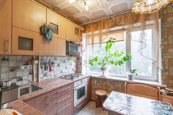 
  Продается 1-комн. квартира, 32.8 м², 75-й гвардейской бригады, д. 1А
. Фото 5.