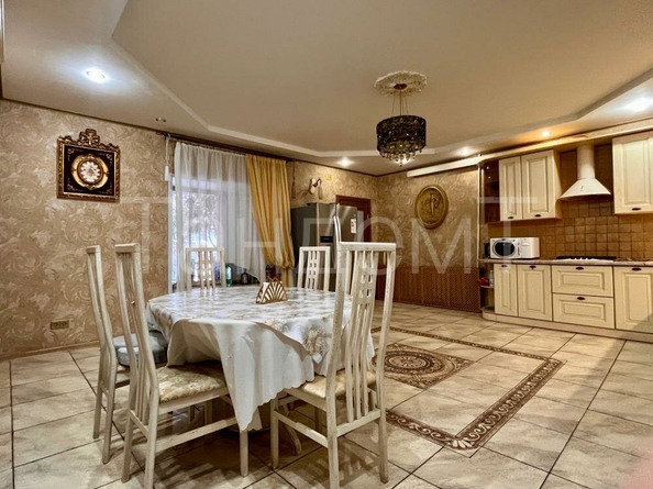 
  Продается дом, 299.5 м², Омск
. Фото 5.