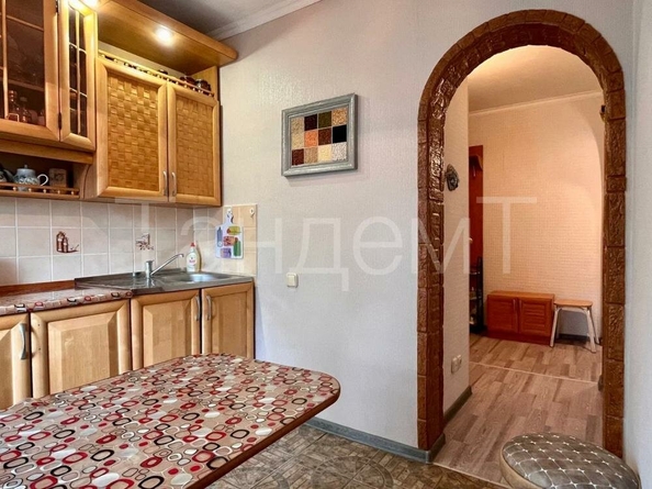 
  Продается 3-комн. квартира, 60 м², Бархатовой ул, д. 8
. Фото 2.