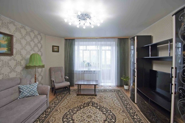 
  Продается 2-комн. квартира, 70.3 м², Хлебная ул, д. 17А
. Фото 1.