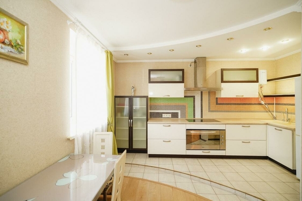 
  Продается 2-комн. квартира, 72.6 м², Физкультурная ул, д. 5
. Фото 4.