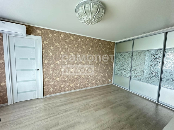 
  Продается 2-комн. квартира, 39 м², Краснознаменная ул, д. 21В
. Фото 3.