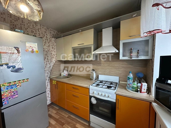 
  Продается 3-комн. квартира, 43.7 м², Нефтезаводская ул, д. 10
. Фото 4.