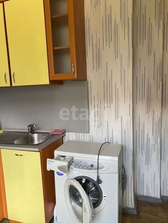 
  Продается 1-комн. квартира, 38 м², Омская ул, д. 119
. Фото 4.