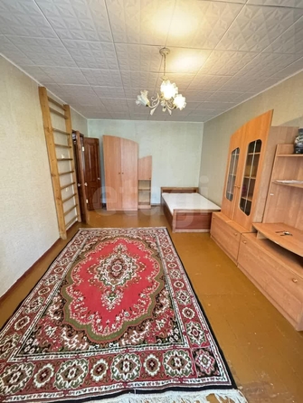
  Продается 1-комн. квартира, 34 м², Крупской ул, д. 17
. Фото 5.