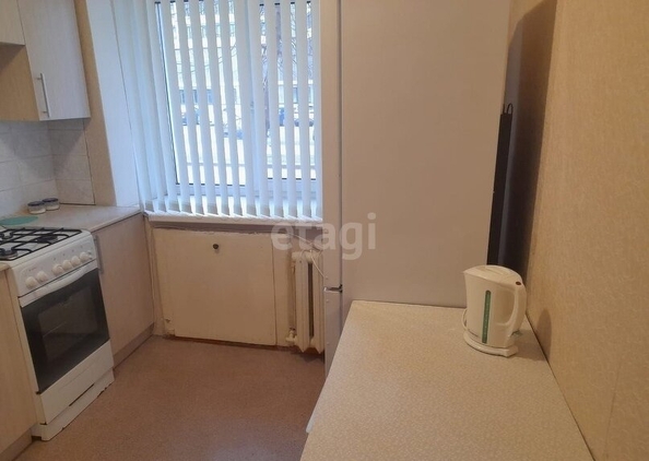 
  Продается 2-комн. квартира, 44 м², Петухова б-р, д. 1
. Фото 4.