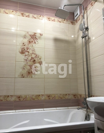 
  Продается 3-комн. квартира, 69 м², Богдана Хмельницкого ул, д. 46
. Фото 1.