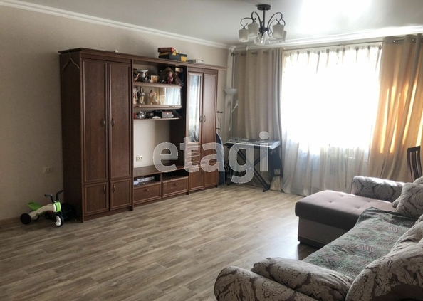 
  Продается 3-комн. квартира, 69 м², Богдана Хмельницкого ул, д. 46
. Фото 2.