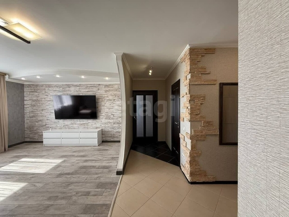 
  Продается 2-комн. квартира, 67.3 м², Заозерная ул, д. 19
. Фото 1.