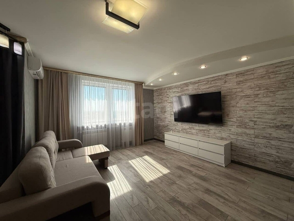 
  Продается 2-комн. квартира, 67.3 м², Заозерная ул, д. 19
. Фото 5.