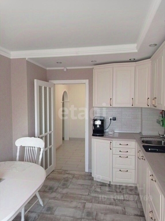 
  Продается 3-комн. квартира, 100 м², Омская ул, д. 113
. Фото 4.